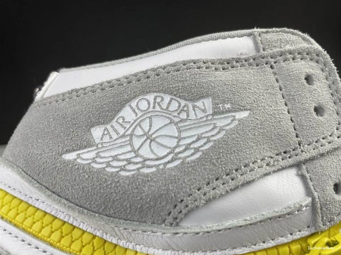 Rep LUCY High CW6576-100 1 Air Jordan Light Smoke Switch 0731